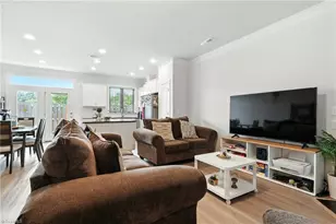 3855 Thistleberry Rd, High Point, NC 27265 - Photo 9