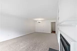 17 Apple Tree Ln, Greensboro, NC 27455 - Photo 7