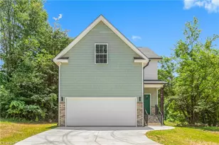 411 Motif Ln, Winston-Salem, NC 27107 - Photo 5