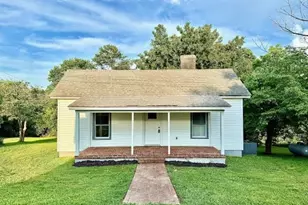 108 Village Ave, Randleman, NC 27317 - Photo 17