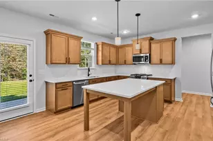 7567 Buckhaven Frst Dr, Kernersville, NC 27284 - Photo 9