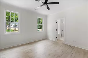 512 Carolina Ave, Yadkinville, NC 27055 - Photo 19