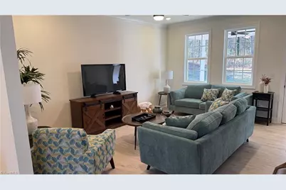 512 Carolina Avenue, Yadkinville, NC 27055 - Photo 39