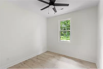 512 Carolina Avenue, Yadkinville, NC 27055 - Photo 27