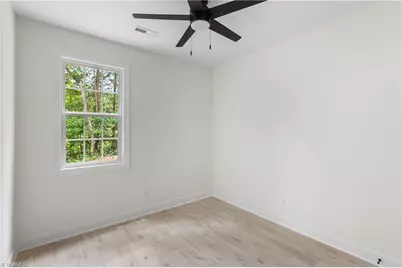 512 Carolina Avenue, Yadkinville, NC 27055 - Photo 29