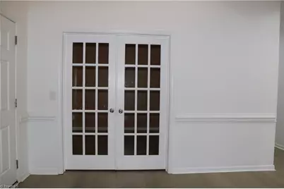 6215 Glen Way Drive, Winston-Salem, NC 27107 - Photo 9