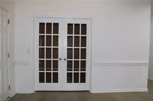 6215 Glen Way Dr, Winston-Salem, NC 27107 - Photo 9