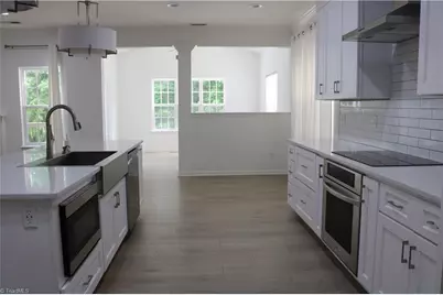 6215 Glen Way Drive, Winston-Salem, NC 27107 - Photo 17