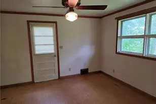 407 Highland St, Wilkesboro, NC 28697 - Photo 17