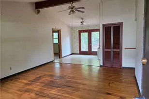 407 Highland St, Wilkesboro, NC 28697 - Photo 5