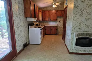 407 Highland St, Wilkesboro, NC 28697 - Photo 9