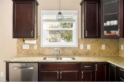 991 Beesons Field Drive, Kernersville, NC 27284 - Photo 9