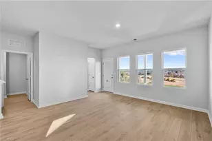 156 Candytuft Ct, Lexington, NC 27295 - Photo 9