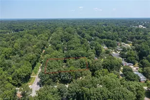 1202 Hobbs Rd, Greensboro, NC 27410 - Photo 35