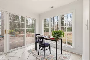 1202 Hobbs Rd, Greensboro, NC 27410 - Photo 15