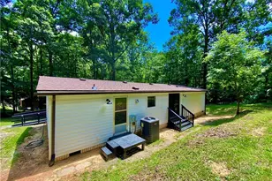 325 Scaley Bark Dr, Salisbury, NC 28147 - Photo 5