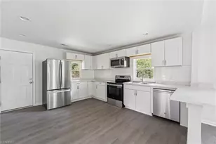 1108 Willow St, Eden, NC 27288 - Photo 11