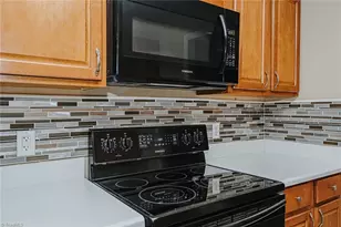 101 Kingston Ln, Graham, NC 27253 - Photo 15