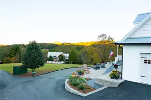 461 Chestnut Ridge Dr, Jefferson, NC 28640 - Photo 21