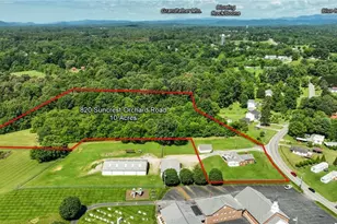 820 Suncrest Orchard Rd, North Wilkesboro, NC 28659 - Photo 17