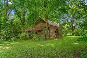 212 Fayetteville Street S, Liberty, NC 27298 - Photo 35