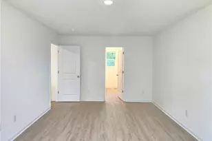 805 Granby Ave, High Point, NC 27260 - Photo 13