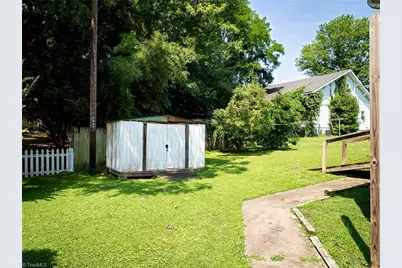 561 Bridge Street, Eden, NC 27288 - Photo 19