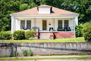 561 Bridge St, Eden, NC 27288 - Photo 1