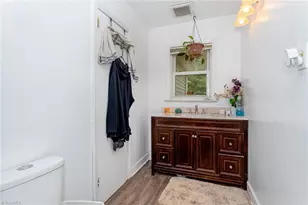 2800 Loch Dr, Winston-Salem, NC 27106 - Photo 15