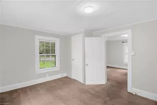 2209 Delta Pl, Greensboro, NC 27406 - Photo 15