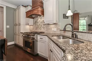 3229 Broadmoor Dr, Statesville, NC 28625 - Photo 23