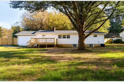 5515 Bethania Road, Pfafftown, NC 27040 - Photo 7