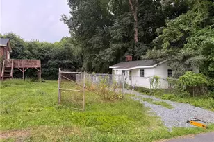 394 Stanleyville Manor Ave, Rural Hall, NC 27045 - Photo 3