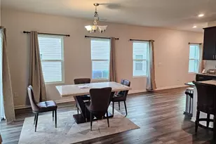 112 Wilbur Lake Dr, Fuquay-Varina, NC 27526 - Photo 5