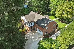 2008 Downing St, Greensboro, NC 27410 - Photo 23