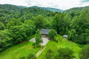 351 Colony Ln, Purlear, NC 28665 - Photo 9