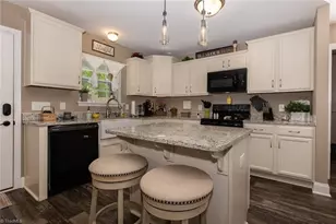 351 Colony Ln, Purlear, NC 28665 - Photo 25