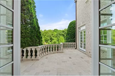 1067 E Kent Road, Winston-Salem, NC 27104 - Photo 27