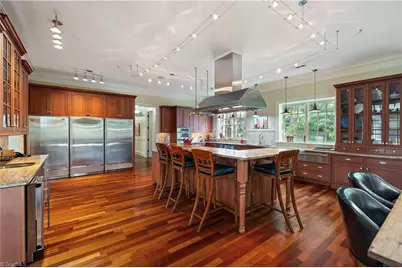 1067 E Kent Road, Winston-Salem, NC 27104 - Photo 17