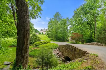 1067 E Kent Road, Winston-Salem, NC 27104 - Photo 3