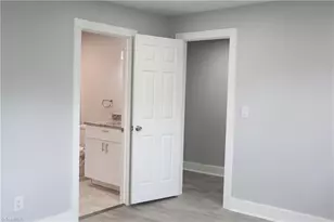 1016 Rauhut St, Burlington, NC 27217 - Photo 19