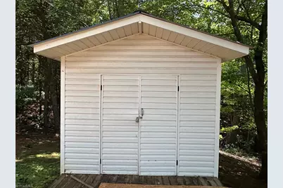 111 Deerfield Drive, New London, NC 28127 - Photo 23