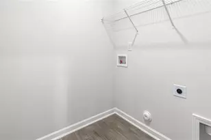 1054 Sherwood Estates Ln, Yadkinville, NC 27055 - Photo 19