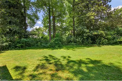 831 W Cornwallis Drive, Greensboro, NC 27408 - Photo 29