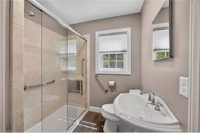 831 W Cornwallis Drive, Greensboro, NC 27408 - Photo 23