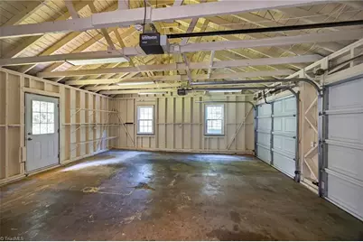 831 W Cornwallis Drive, Greensboro, NC 27408 - Photo 25