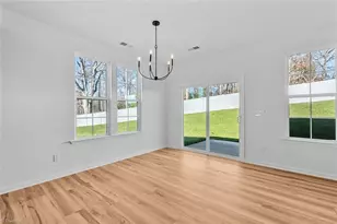 719 Cinnamon Hl Dr, Winston-Salem, NC 27106 - Photo 15