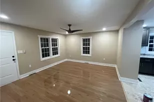 5214 Summit Ave, Greensboro, NC 27405 - Photo 11