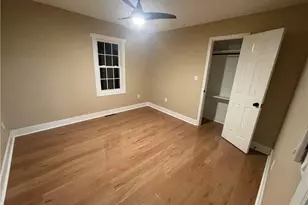 5214 Summit Ave, Greensboro, NC 27405 - Photo 7