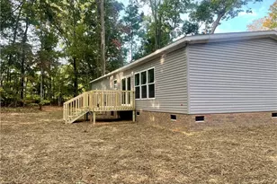 152 Lester Dr, Lexington, NC 27292 - Photo 3